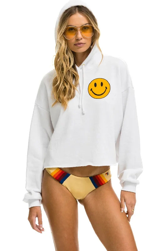 SMILEY 2 RELAXED CROPPED PULLOVER HOODIE - WHITE